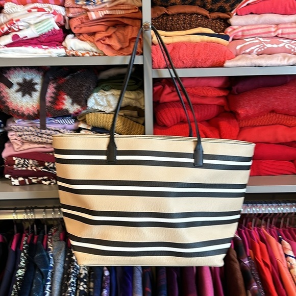 Kate Spade tan/black/white striped tote bag​ - Picture 4 of 5